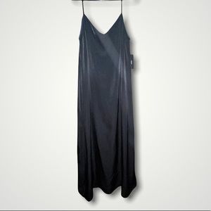 Lulu’s NWT Maxi Slip Dress Size M Black Spaghetti Strap